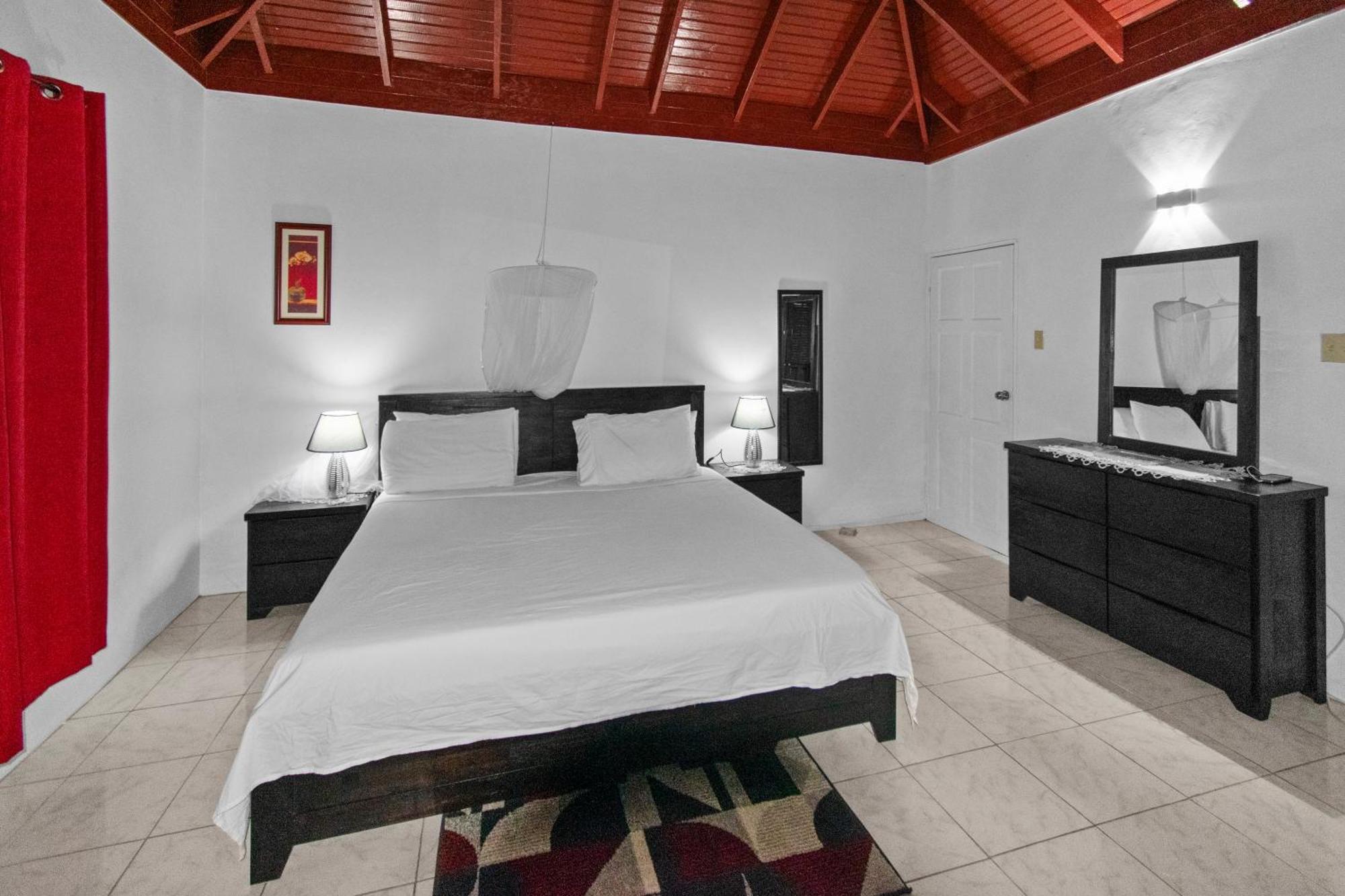 Harriott Heights Apartment Mandeville
