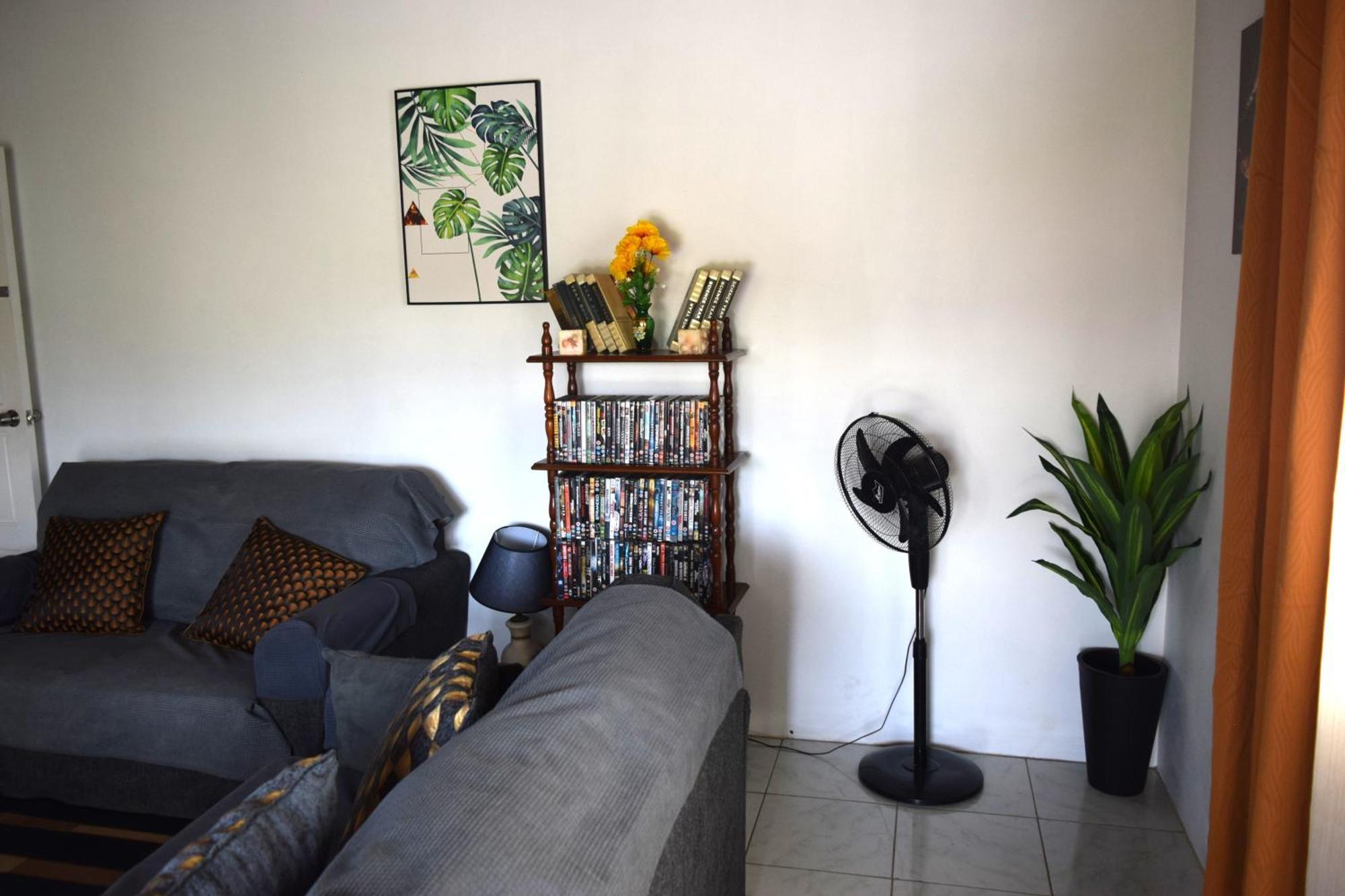 Harriott Heights * Mandeville